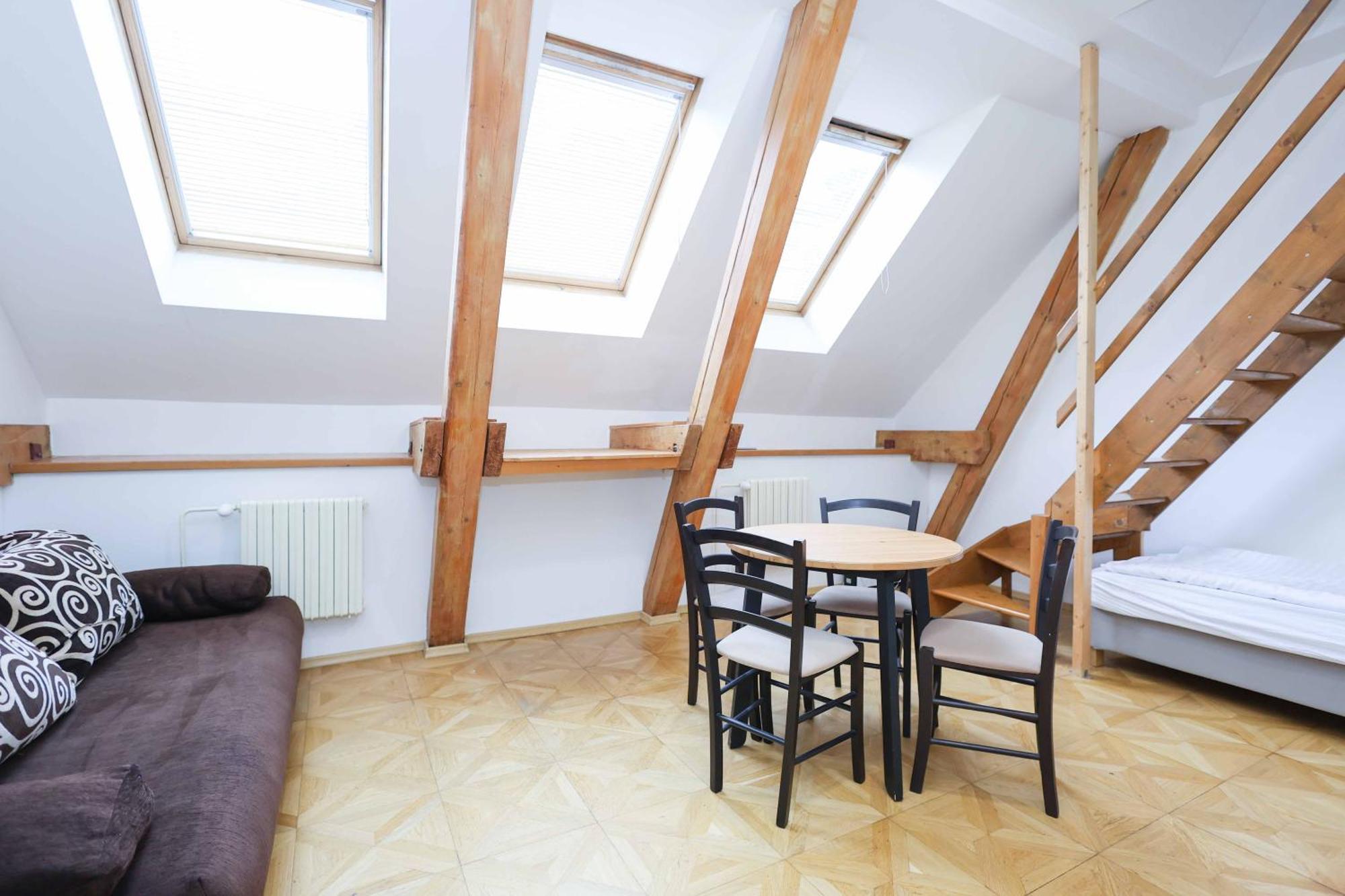 Beethoven Apartments Bratislava Buitenkant foto